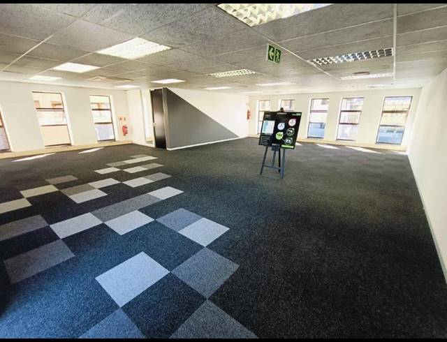 BUSINESS PROPERTY TO RENT IN HURLINGHAM